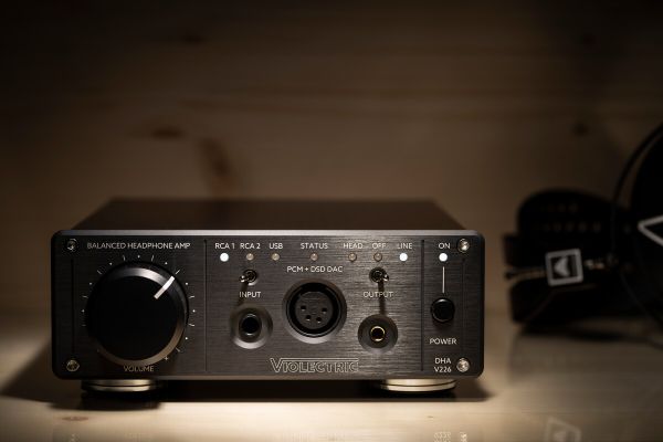 Violectric headphone amp